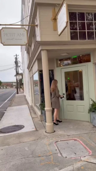 Instagram post from coastalweddingsco. This post is in position 5.